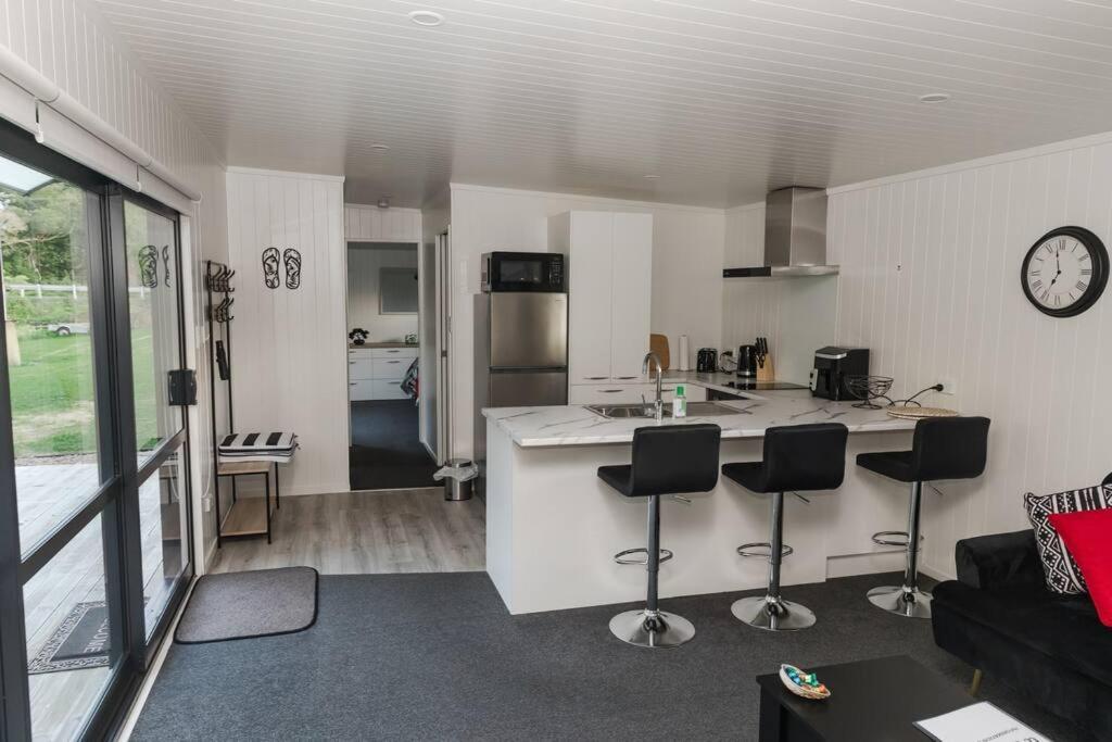 Apartament Bombay Hills Modern Retreat Auckland Zewnętrze zdjęcie