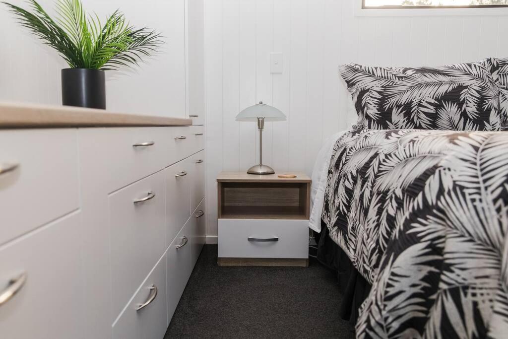 Apartament Bombay Hills Modern Retreat Auckland Zewnętrze zdjęcie